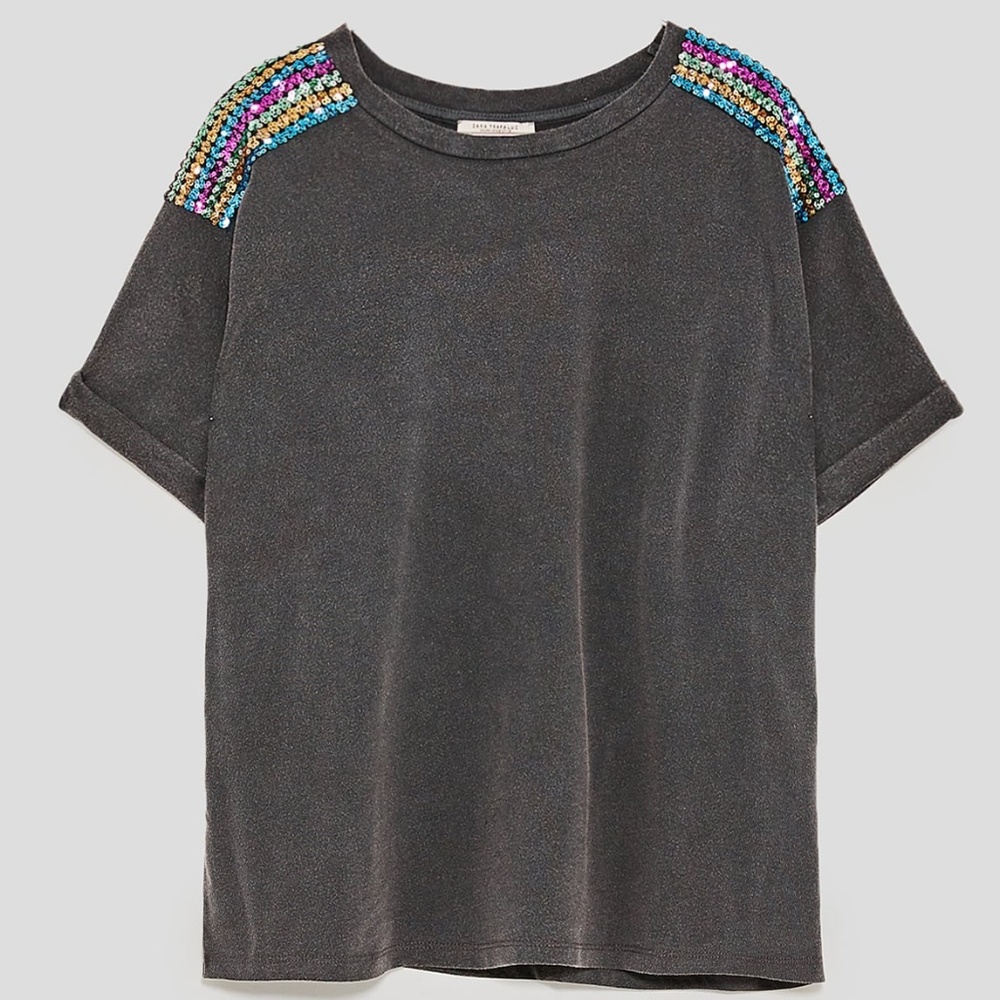 NWT ZARA FADED T-SHIRT WITH SHINY APPLIQUÉS L
